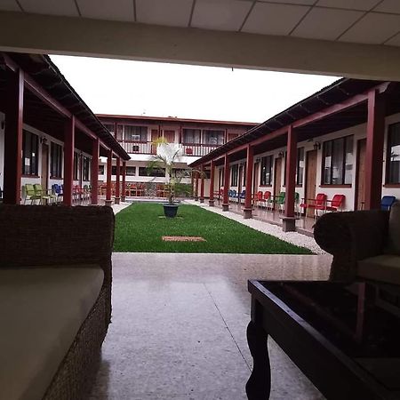 Hotel La Siesta Liberia Ngoại thất bức ảnh